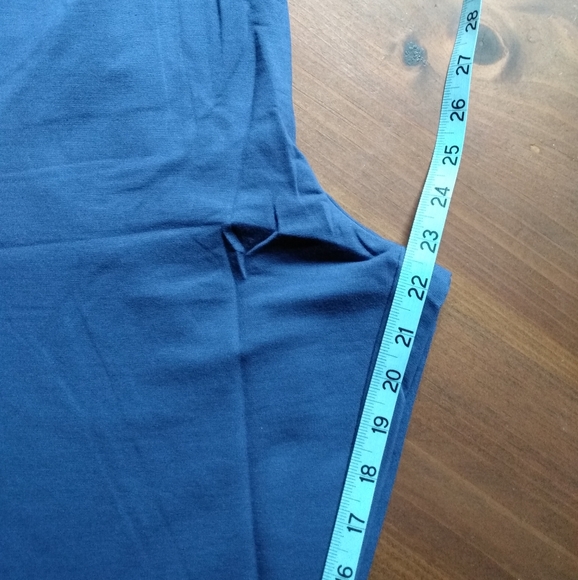 D&Co Active French Terry Top/Cropped Pants Set NWOT - Picture 8 of 9